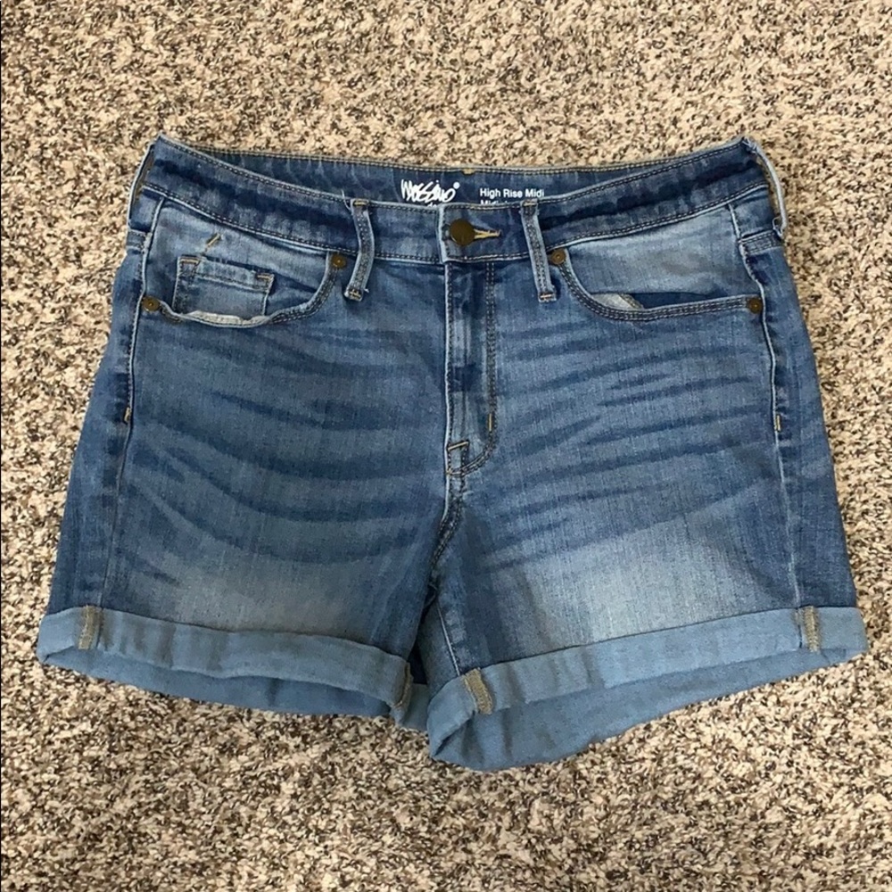 Mossimo shorts